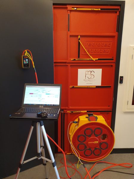 FM Global Data Sheet 5-32 kriterleri doğrultusunda gerçekleştirilen oda sızdırmazlık testi ve kaçak analiz çalışması.